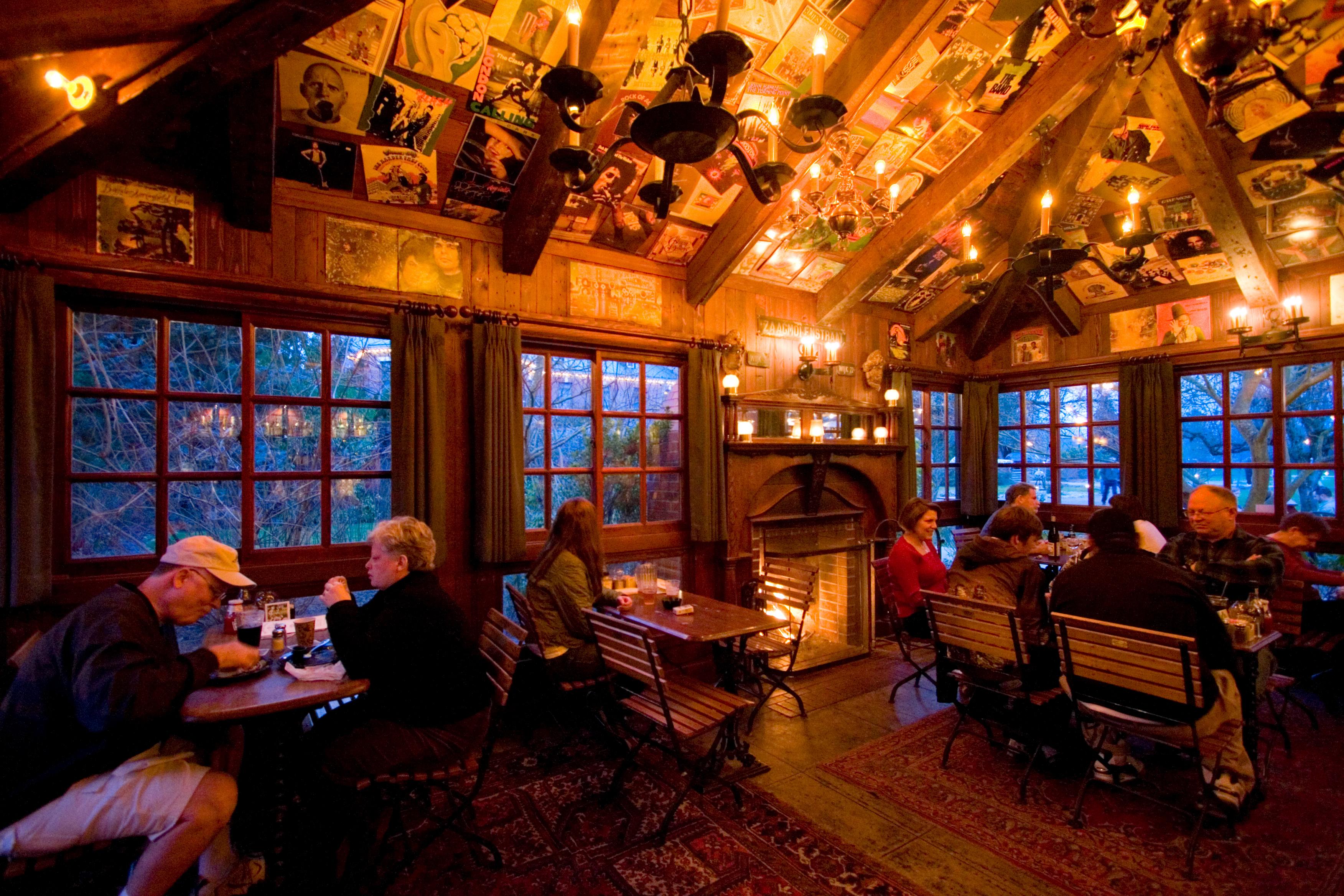 Mcmenamins Grand Lodge Forest Grove Esterno foto