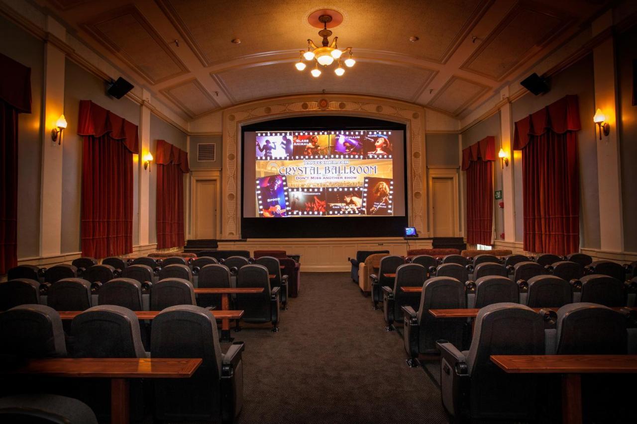 Mcmenamins Grand Lodge Forest Grove Esterno foto